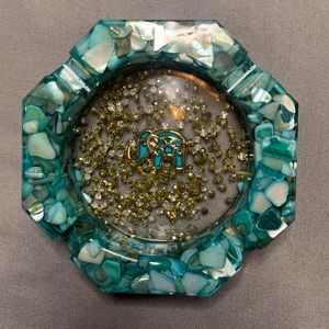 HANDMADE ELEPHANT ASHTRAY (RESIN)